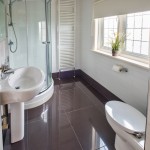 Culver Bay Bathroom