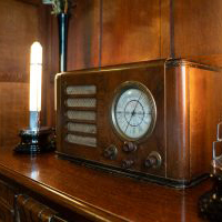 1930 Radio with hidden SONOS speaker inside